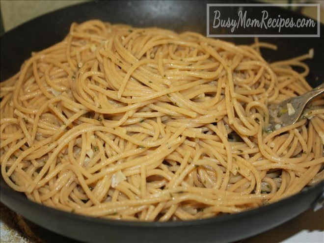 whole wheat spaghetti with parmesan and garlic