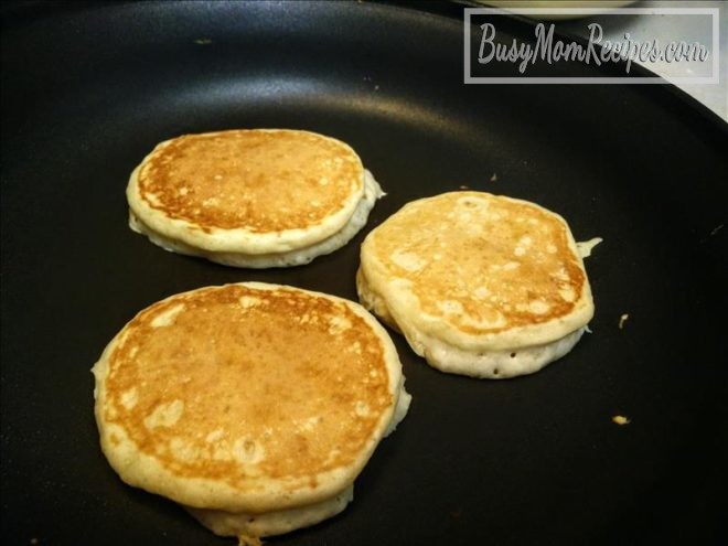 easy homemade fluffy pancakes